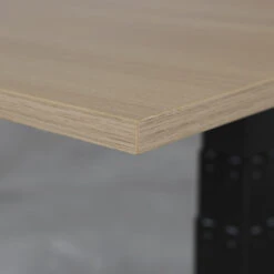 Elektrisch Verstelbaar Bureau - 140x80 Cm - Single Motor - Zwart / Eiken 10 Elektrisch Verstelbaar Bureau - 140x80 Cm - Single Motor - Zwart / Eiken -Meubelpromotie 60399c89eb4f48f8b879bfa4478a5f31