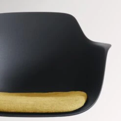 Nolon Noa-Liz Eetkamerstoel Zwart - Okergeel Kussen - Zwarte Poten 14 Nolon Noa-Liz Eetkamerstoel Zwart - Okergeel Kussen - Zwarte Poten -Meubelpromotie 77508f0794f14083aeba9eccd6285e36